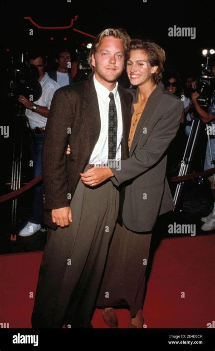 Julia Roberts and Kiefer Sutherland Celebrity Couples From the Past