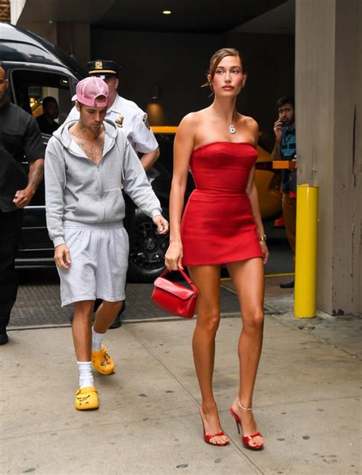 justin bieber body height and weights