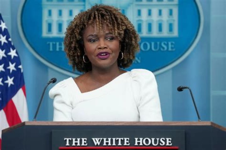 Karine JeanPierre Receives Standing O at GLAAD Media Awards