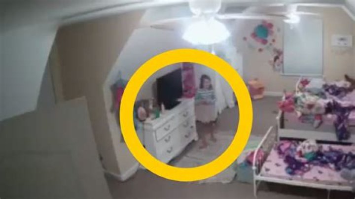 Kid And His Mom cctv Video Twitter, Reddit thinkKING