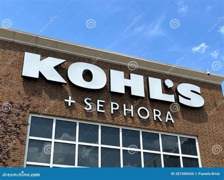 Kohl S Sign and Logo on Store in Chicago Illinois Editorial Image