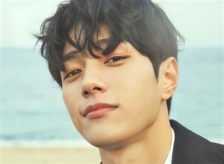 L (Kim Myung Soo) to reportedly star in new MBC drama 'Accounting Firm