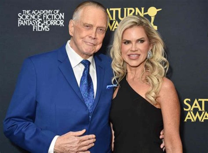 Lee Majors Has &lsquo;Heart of Gold&rsquo; & Helped Wife Life Tragedies