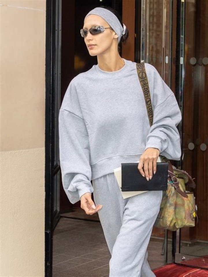Linda Evangelista Photos, News, Updates & More Vogue