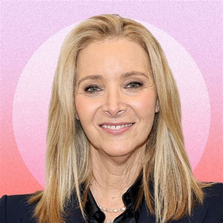 Lisa Kudrow's 3 siblings Meet Helene Marla Kudrow, David B. Kudrow
