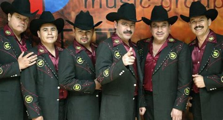 Los Tucanes De Tijuana signs with The M&M Group MMGroup