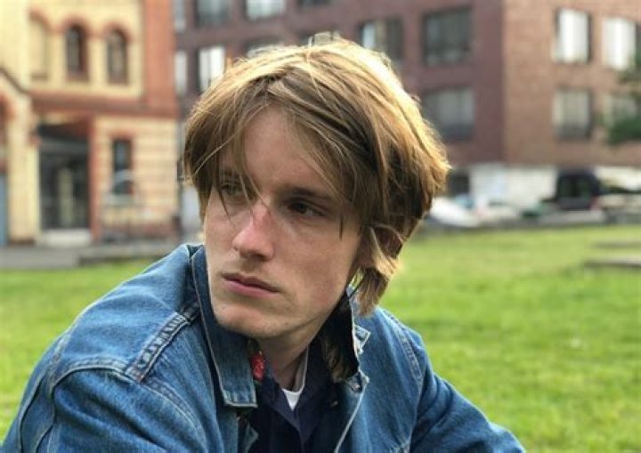 Louis Hofmann Parents Who Are Marov and Shefna Hofmann?