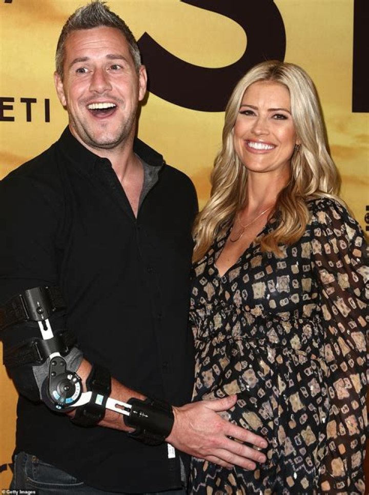 Louise Anstead WikiBio, Facts about Ant Anstead ExWife Realitystarfacts