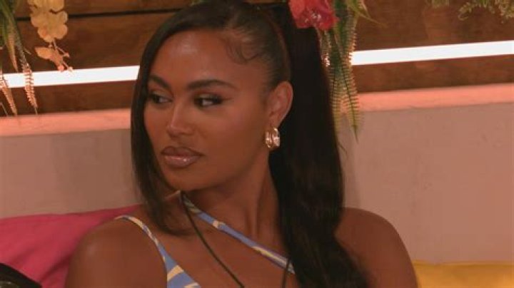Love Island Ella Thomas Love Island Ella Thomas