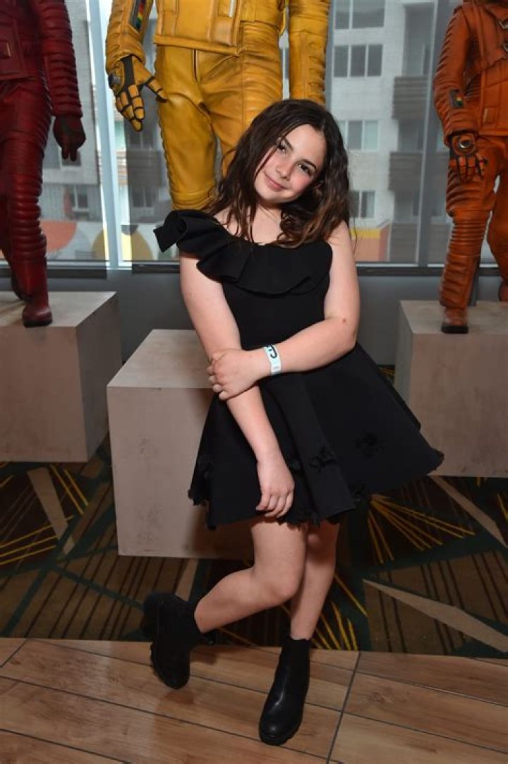 &lsquo;Avengers Endgame&rsquo; Actress Lexi Rabe Signs With The Green Room