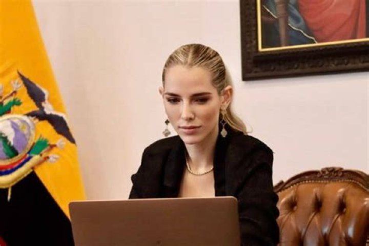 &lsquo;Susto&rsquo; por el sangrado que tuvo Lavinia Valbonesi, la esposa embarazada de Daniel Noboa