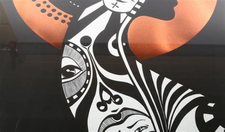 Lucy McLauchlan Widewalls