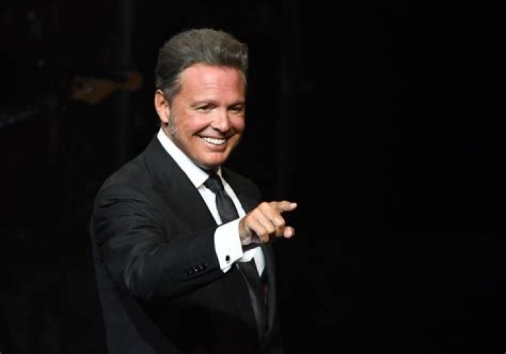Luis Miguel and His Brothers Were Close &mdash; How's the Relationship Today?