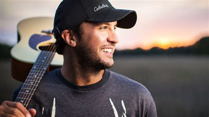Luke Bryan Net Worth 2018 How Wealthy is the Singer Now? Gazette Review