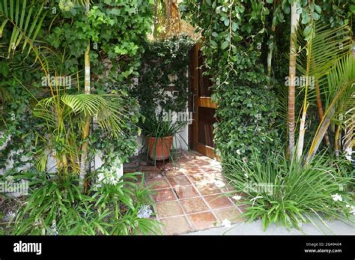 Luxury 25 of Inside Nicole Simpson House loansukloanmarket