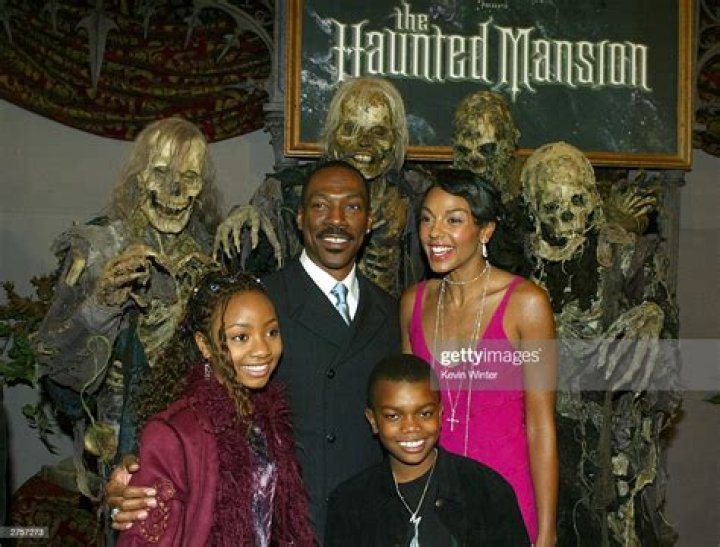 Marc John Jeffries Online Photo Galleries