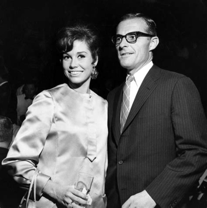 Mary Tyler Moore Married 15YearsYounger Doctor She Called At 3 A.M