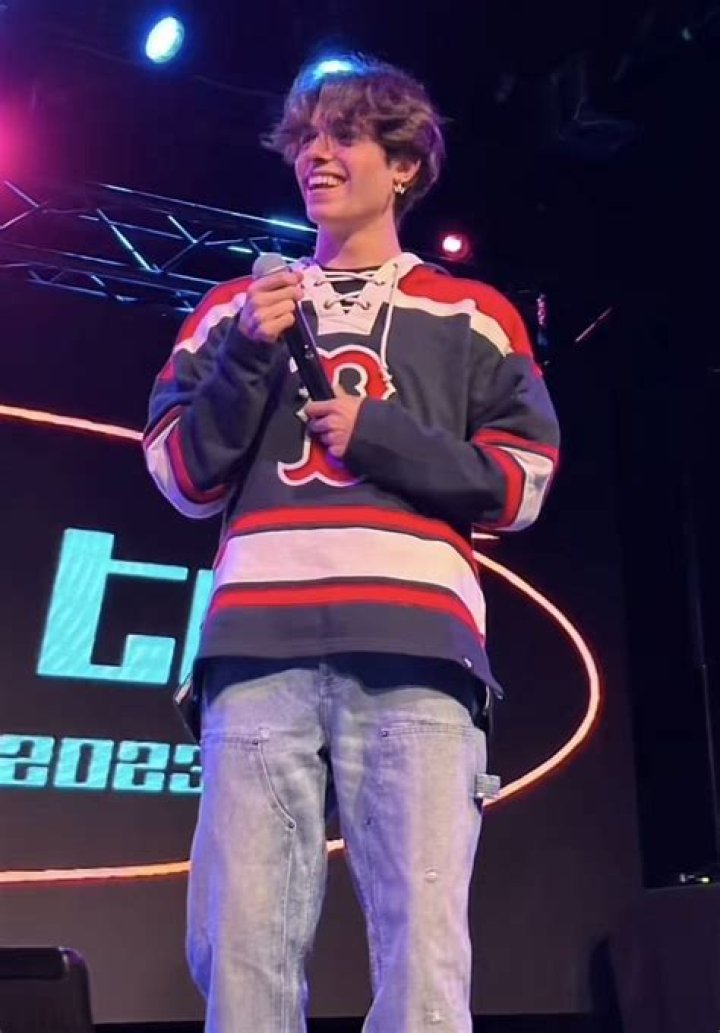 Matt Sturniolo tour in 2023 Mattyb, Triplets, People