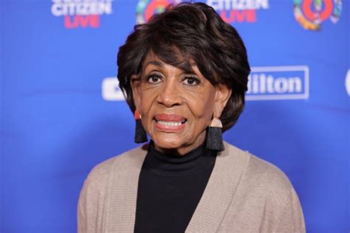 Maxine Waters Net Worth 2022, Age, Height, Weight, Wiki & Quotes
