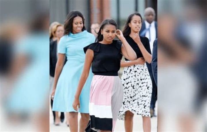 Michelle Obama had miscarriage, used IVF to conceive girls 660 NEWS