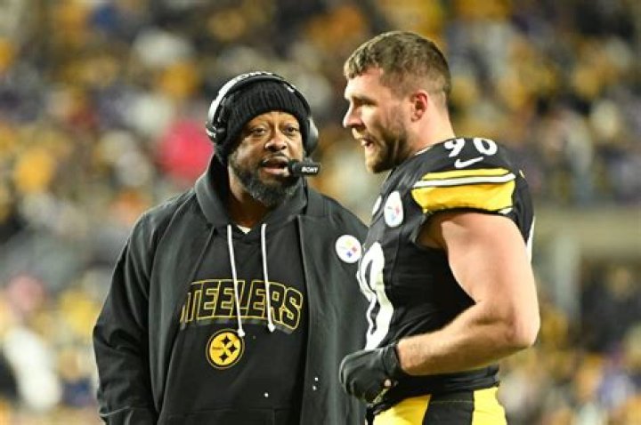 Mike Tomlin Reaches Another N.F.L. Postseason With Fewer Black Peers