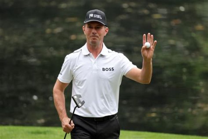 Mike Weir Net Worth , Salary, Age, Height, Weight, Bio, Family, Career