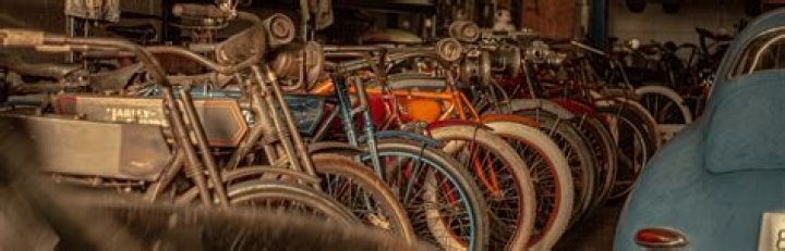 Mike Wolfe American Pickers Antique Archaeology History Channel