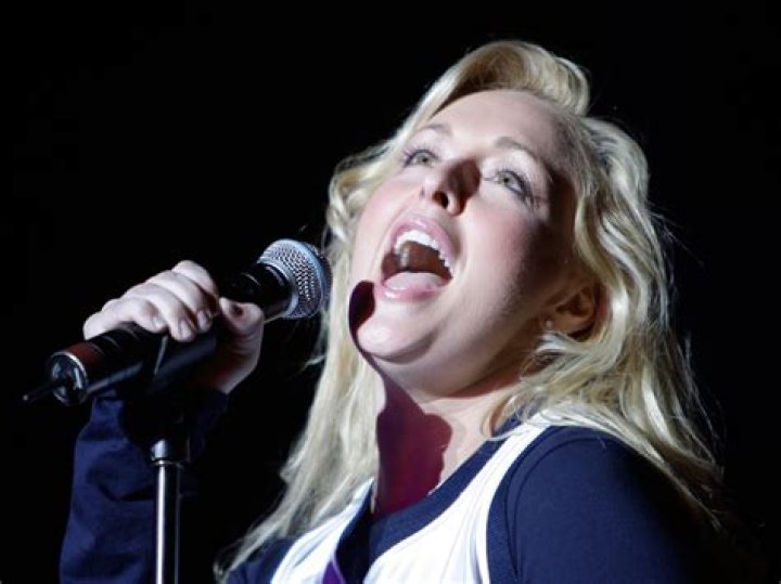 Mindy McCready says she cannot return child before courtordered