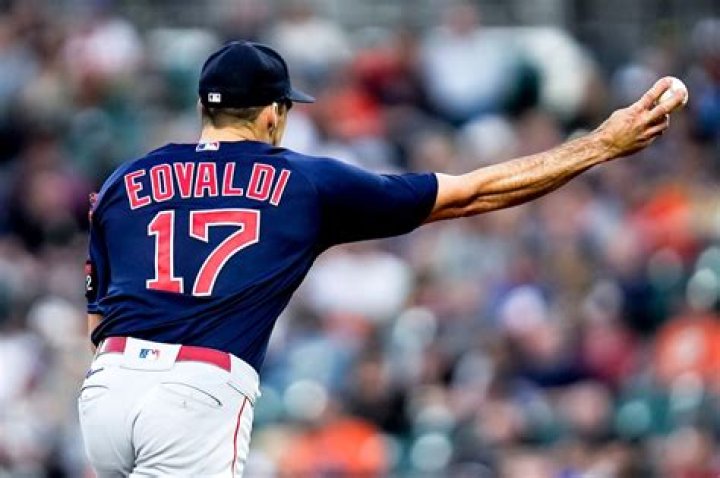 Nathan Eovaldi leaves Red Sox, agrees to deal with Rangers after 5