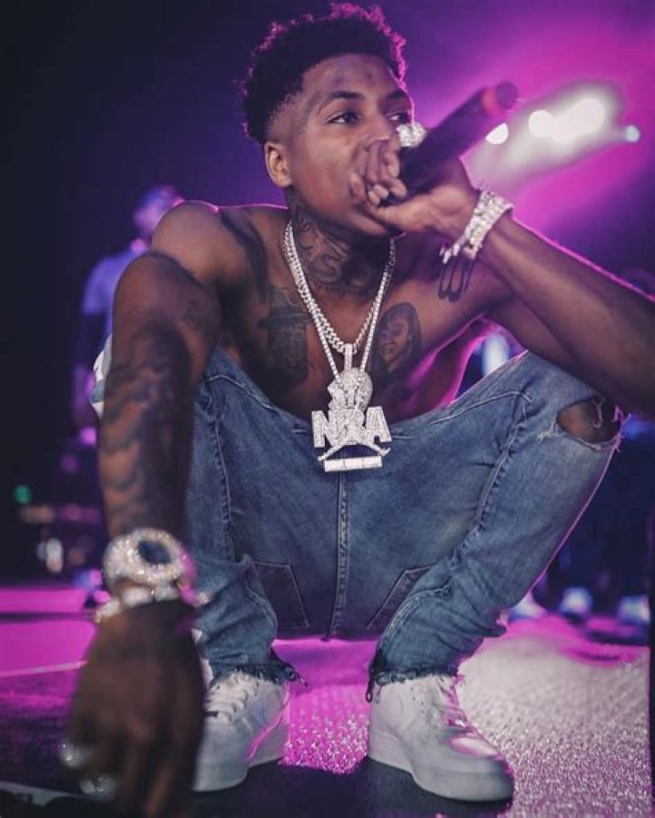 NBA YoungBoy's Fan Assaulted NLE Choppa At Airport Caught On Video