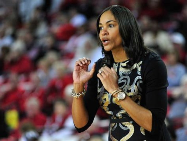 New coach Joni Taylor says must return to NCAAs