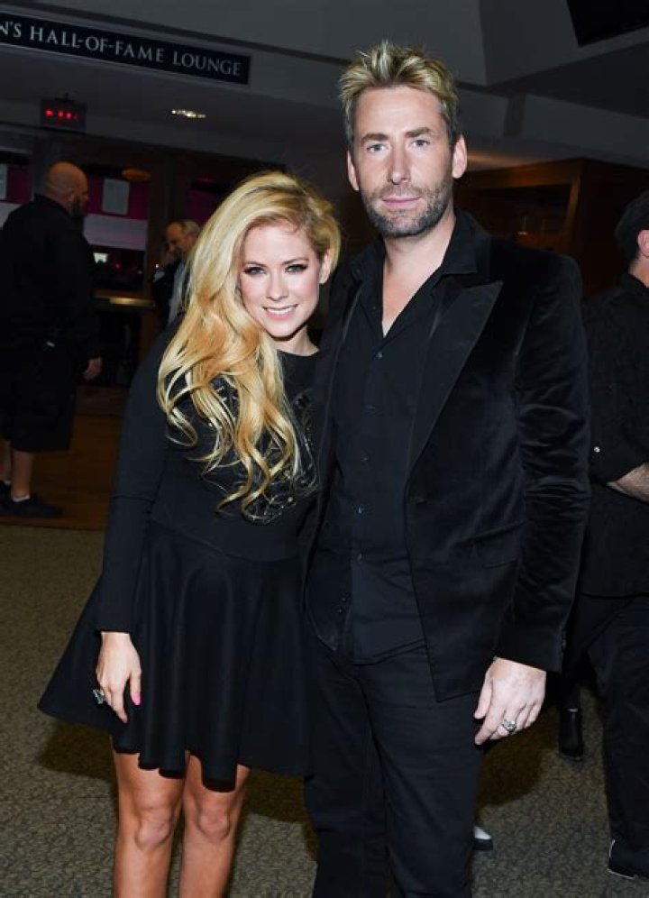 Newly Engaged Avril Lavigne and Chad Kroeger Show Off 14Carat Ring