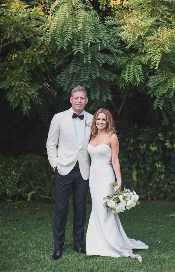 NFL Vet Troy Aikman Marries Capa Mooty in Santa Barbara