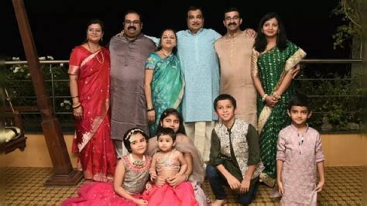 Nitin Gadkari Net Worth, Age, Career, Family & More! SGX NIFTY