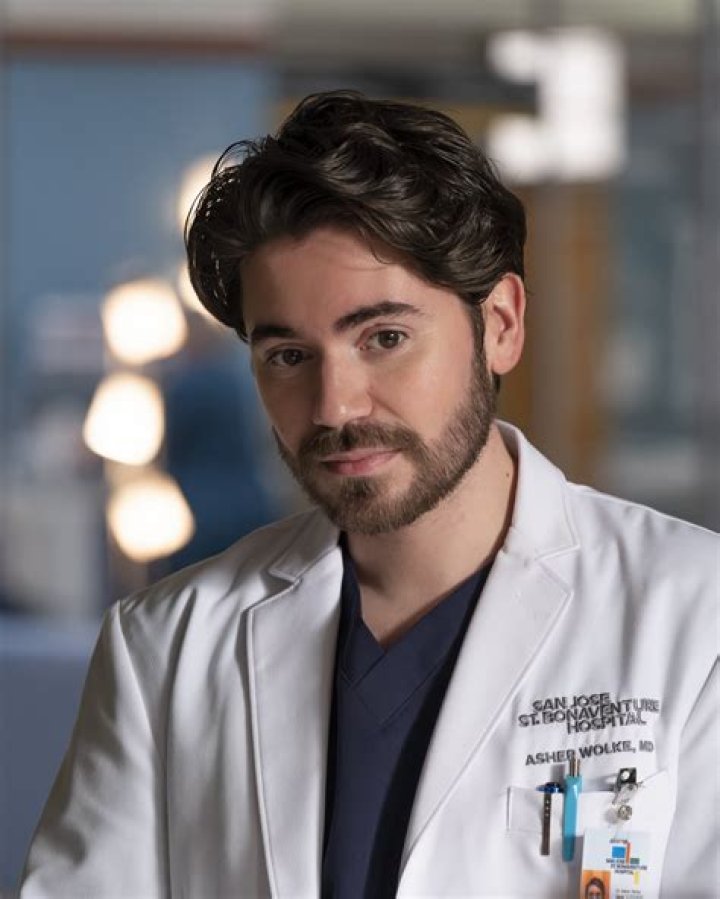 Noah Galvin "Forced" To Apologize For Homophobic Rant ATTN