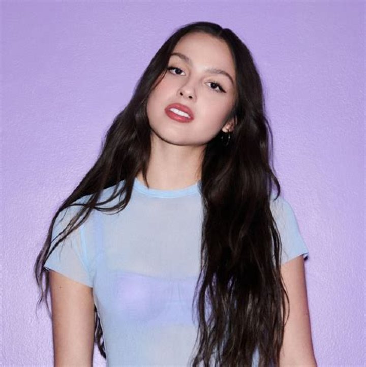 Olivia Rodrigo / Olivia Rodrigo Rogue Rooster Olivia rodrigo — i