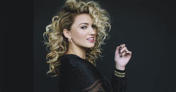 On the Verge Fall in 'Love' with Tori Kelly