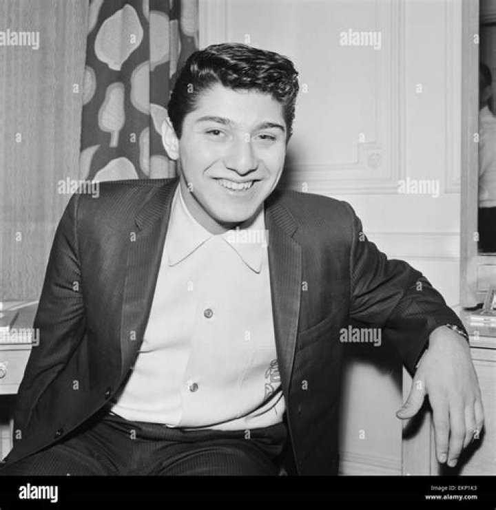 Paul Anka's SoldOut Tour's Full Steam Ahead Pandemic Fear Aside
