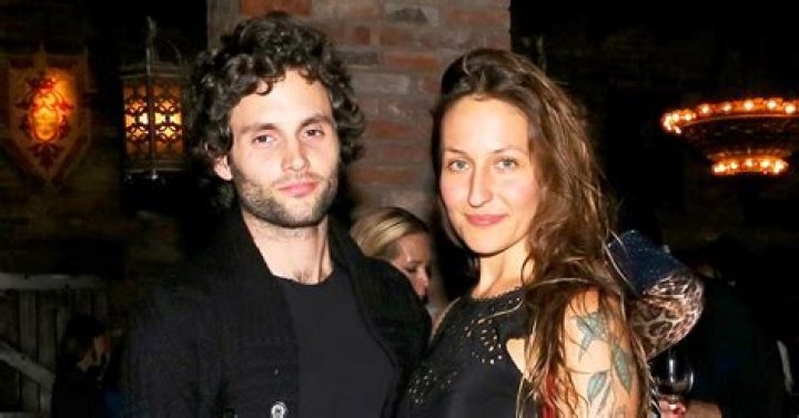 Penn Badgley Quietly Marries Girlfriend Domino Kirke