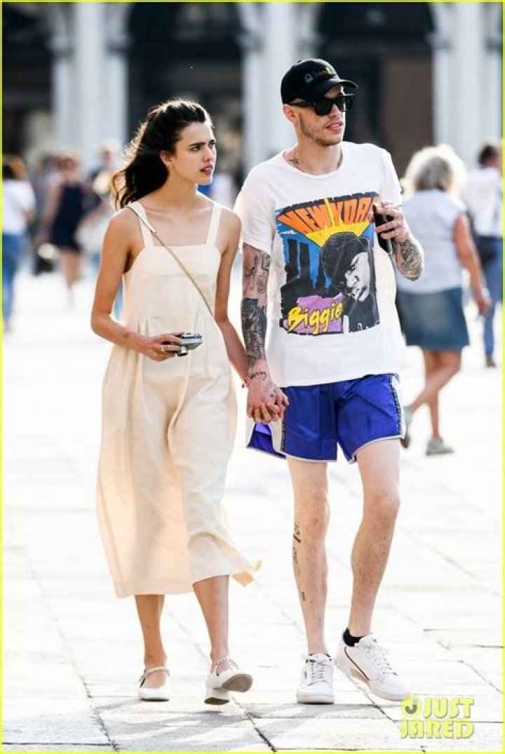 Pete Davidson and Margaret Qualley Walk Hand in Hand in Venice, Italy