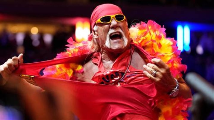 PHOTO Hulk Hogan Getting Back Into Ring Shape