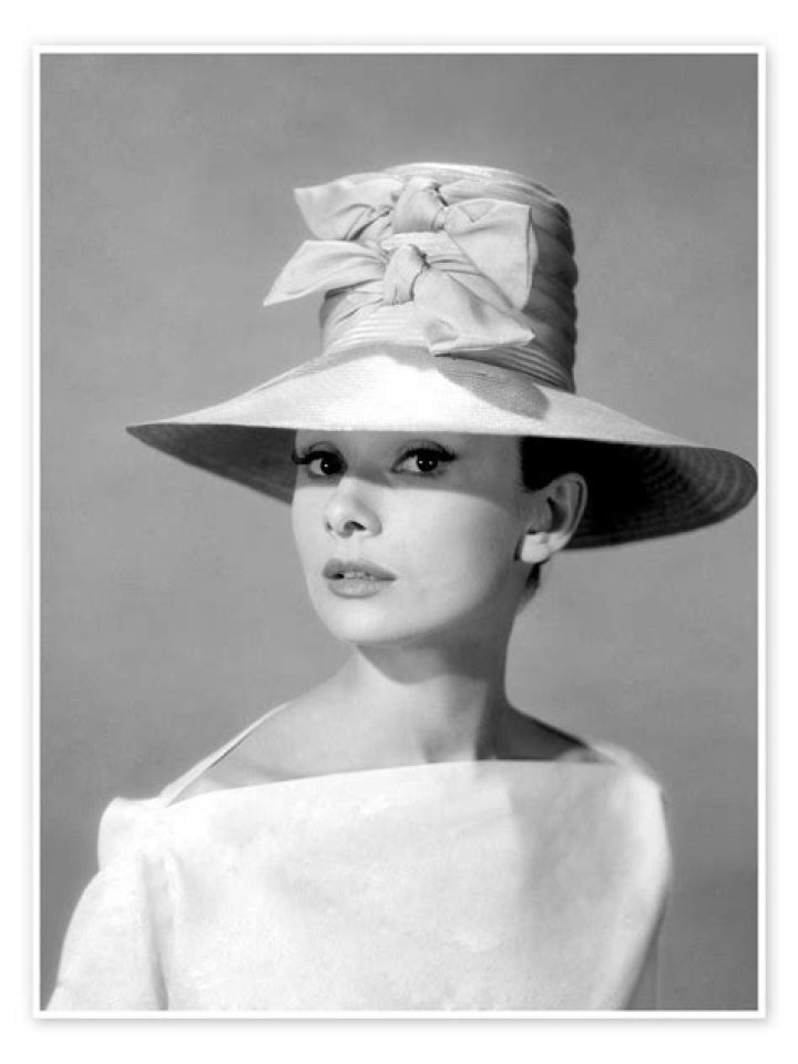 [PHOTOS] Celebrity Shoe Style Audrey Hepburn Footwear News