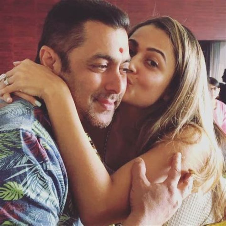 PIX Salman celebrates Raksha Bandhan with sisters Movies