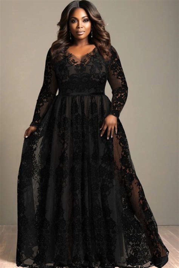 Plus Size Black Dresses