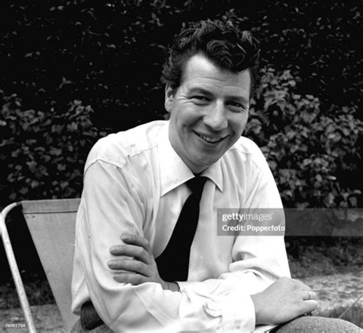 PORTRAIT OF BRITISH Comedian Max Bygraves 1950s Old Photo 5.93 PicClick