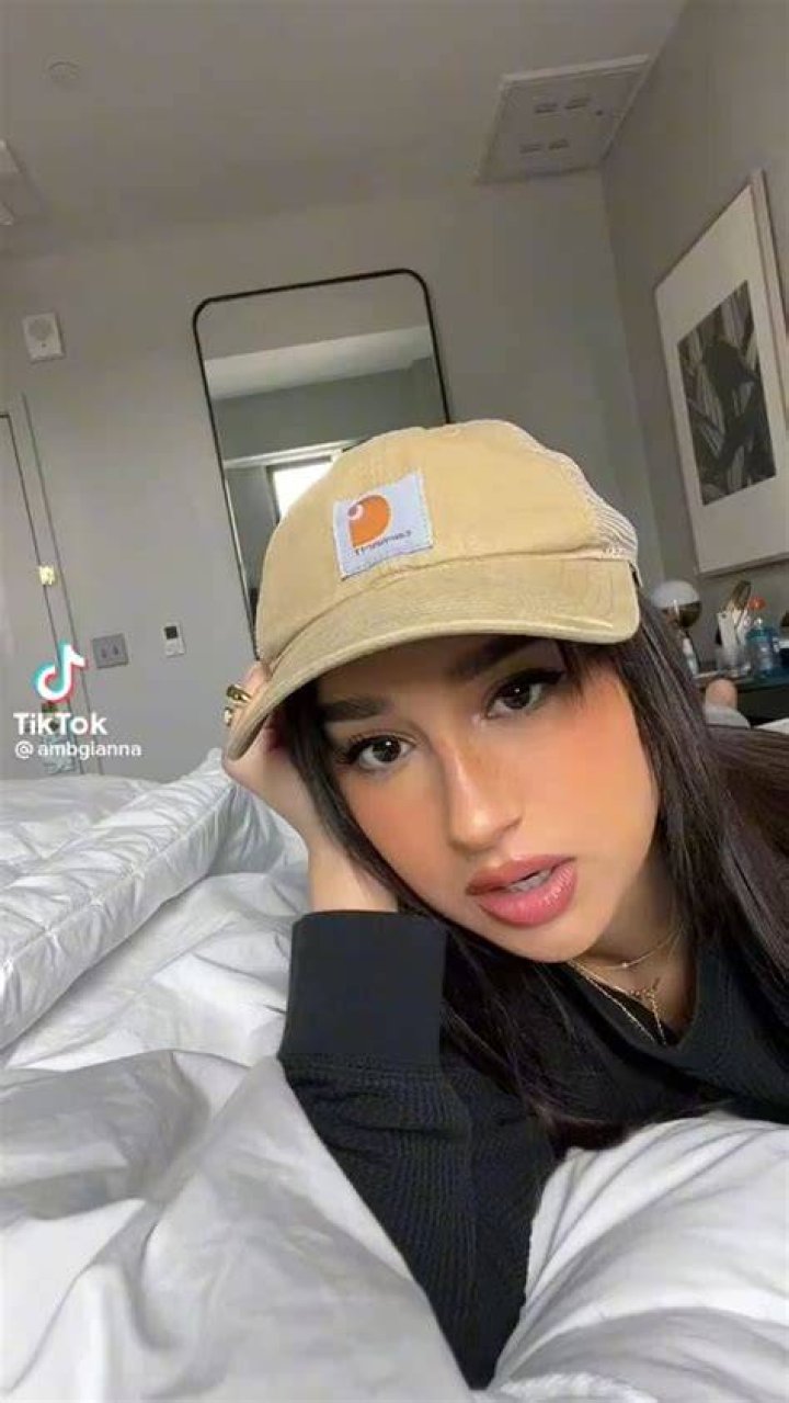 pottery gone wild with ambgianna r/TikTokFeet