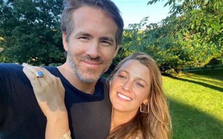 Pregnant Blake Lively Considers Getting Tattoo of Husband Ryan Reynolds