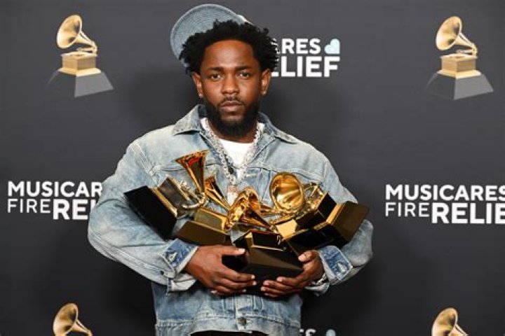 Report Kendrick Lamar a Daughter XXL