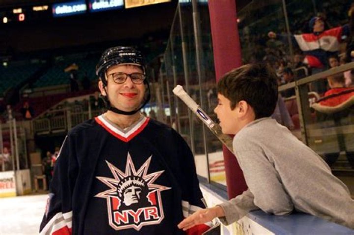 Rick Moranis Sacrificed Career to Raise His Kids Alone after Their