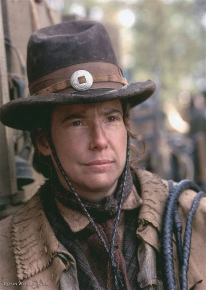 Robin Weigert American Television and Film Actress